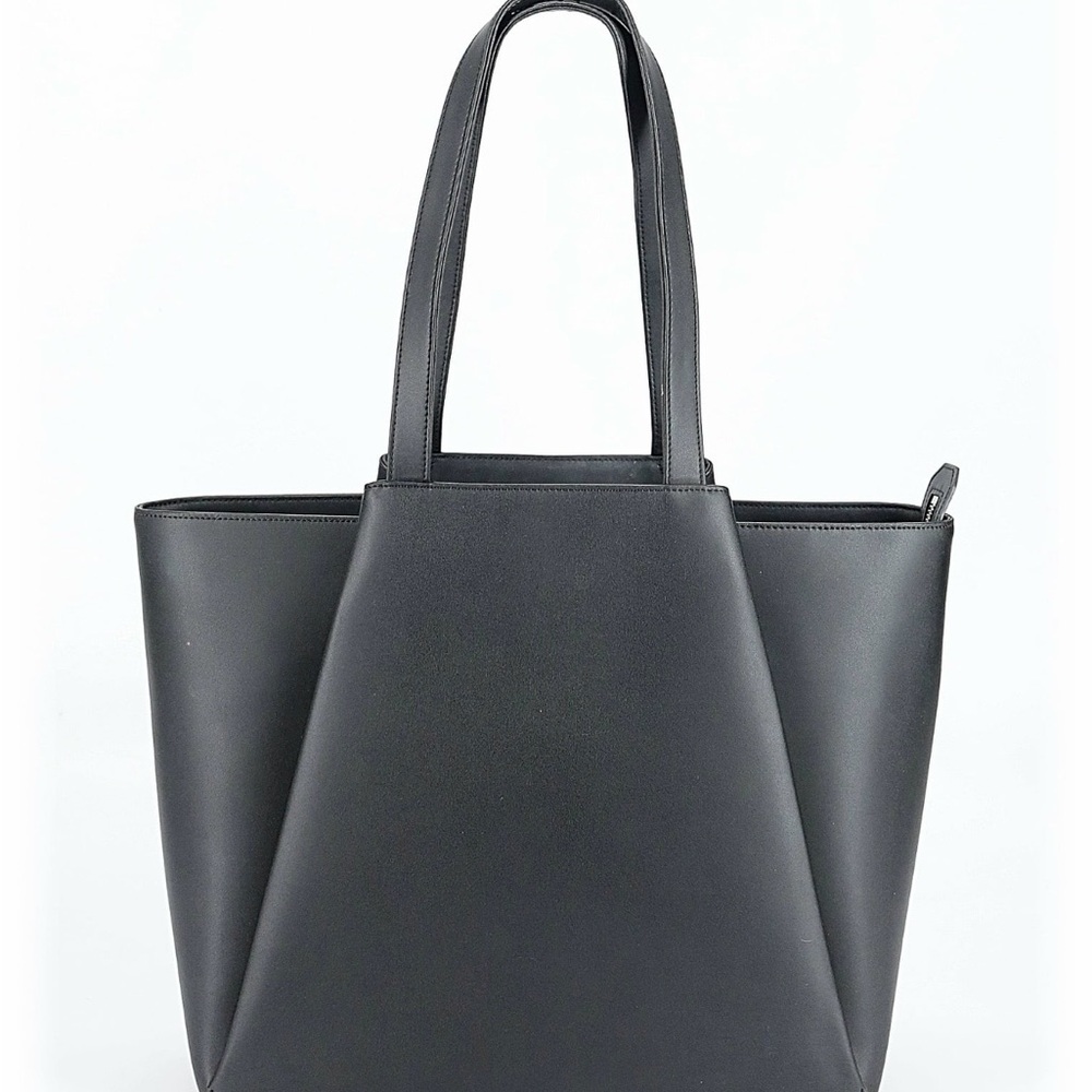 Structured Black Laptop Tote Bag - Professional Everyday Carry